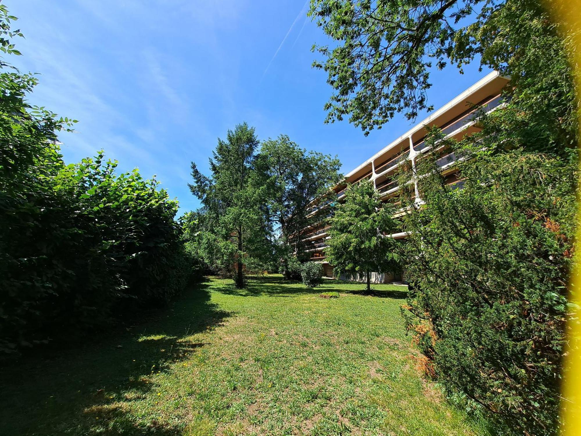 Le Duc De Savoie Thonon Apartamento Exterior foto